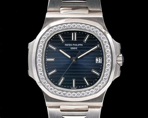 prezzo nautilus patek philippe|Patek Philippe Nautilus diamond bezel.